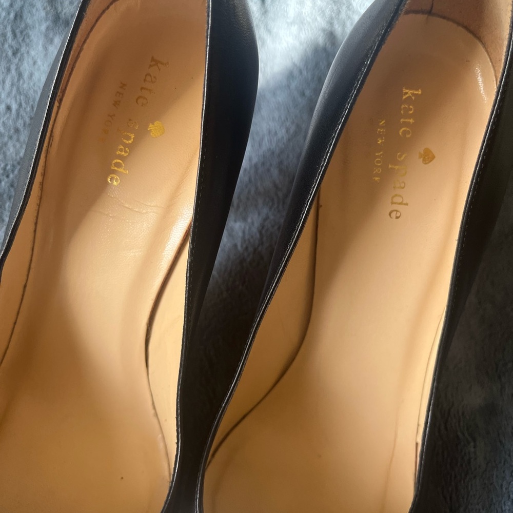 Kate Spade Gold Toe pumps - Picture 3 of 4